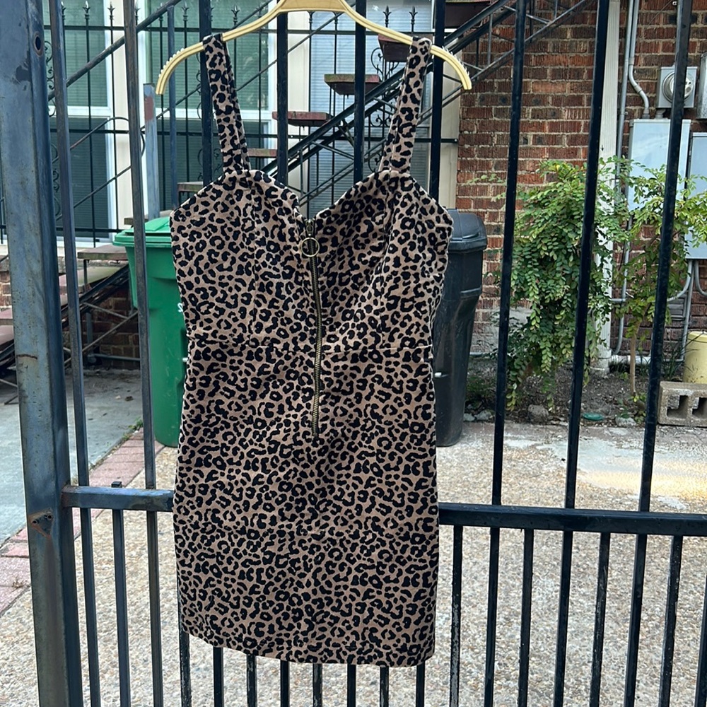 NWT Wild Fable Leopard Front Zip Dress
